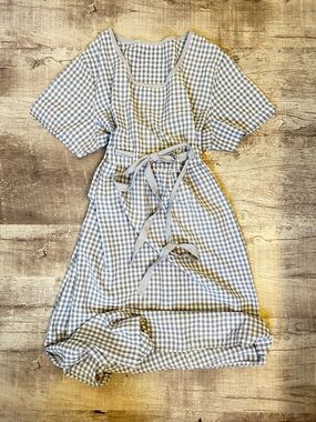 Women’s Blue Gingham Tie-Waist Dress